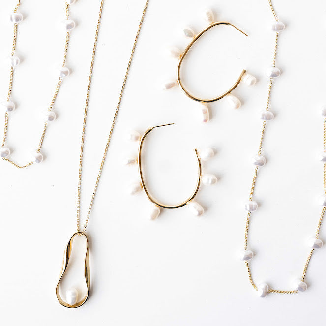 Etta Pearl Hoop Earrings