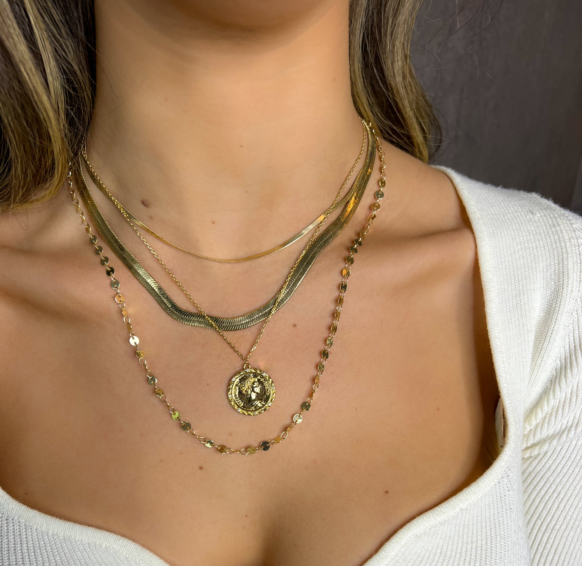 gold disco chain necklace. gold coin necklace. gold coin disc necklace. waterproof chain necklace