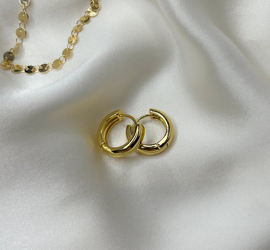 24k gold filled chunky gold hoops. gold hoop earrings