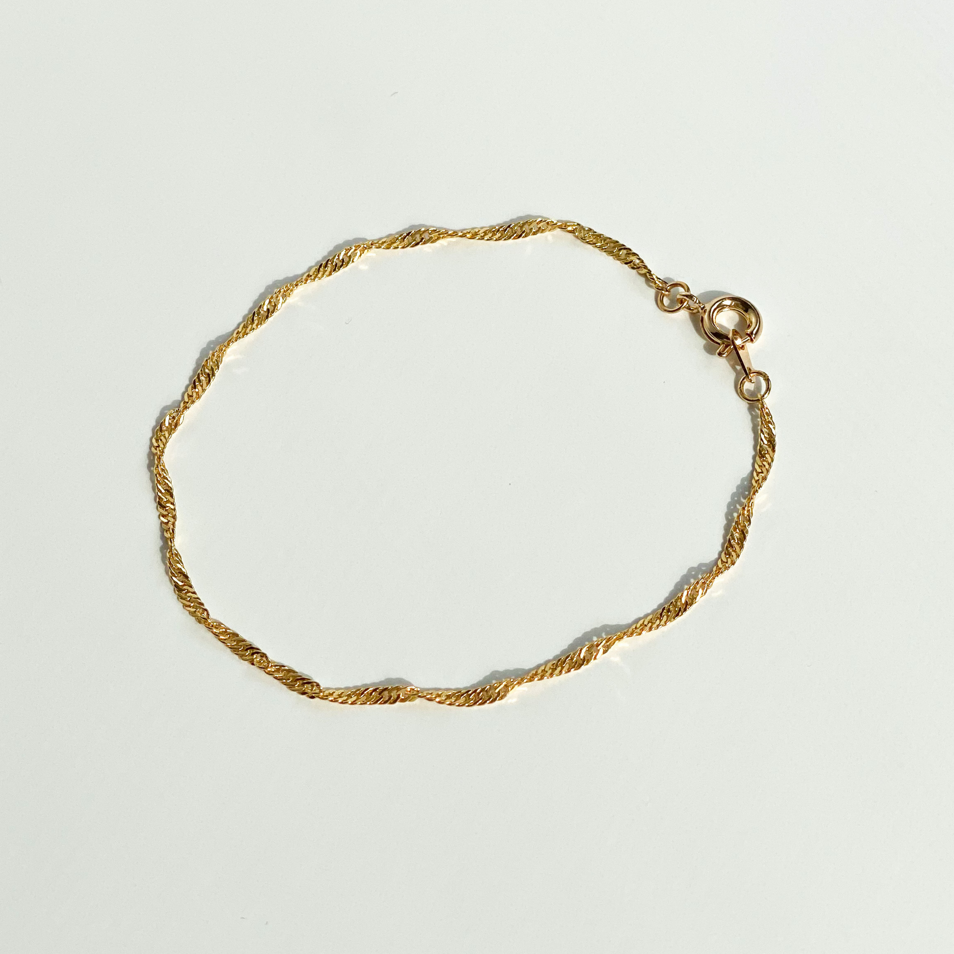 18k gold plated twist chain bracelet